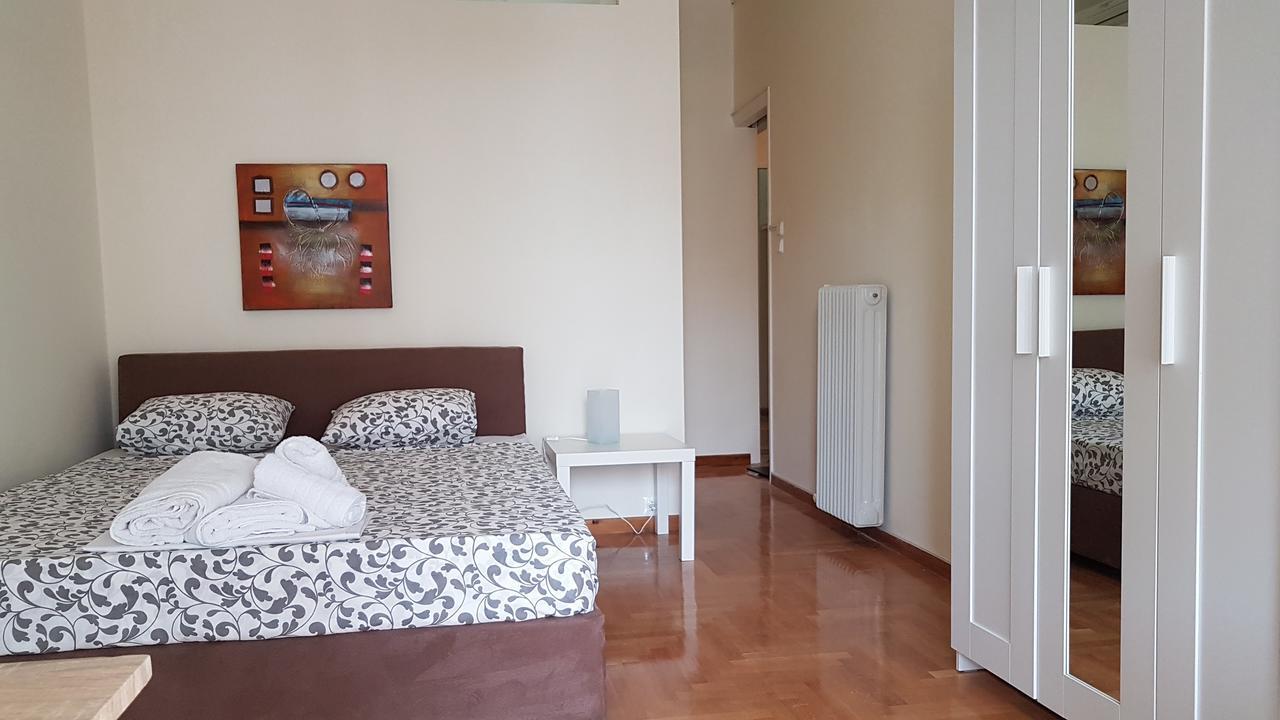 Menta Errathens Apartment - Athens Center, 5 Bd, 2 Bath Luaran gambar