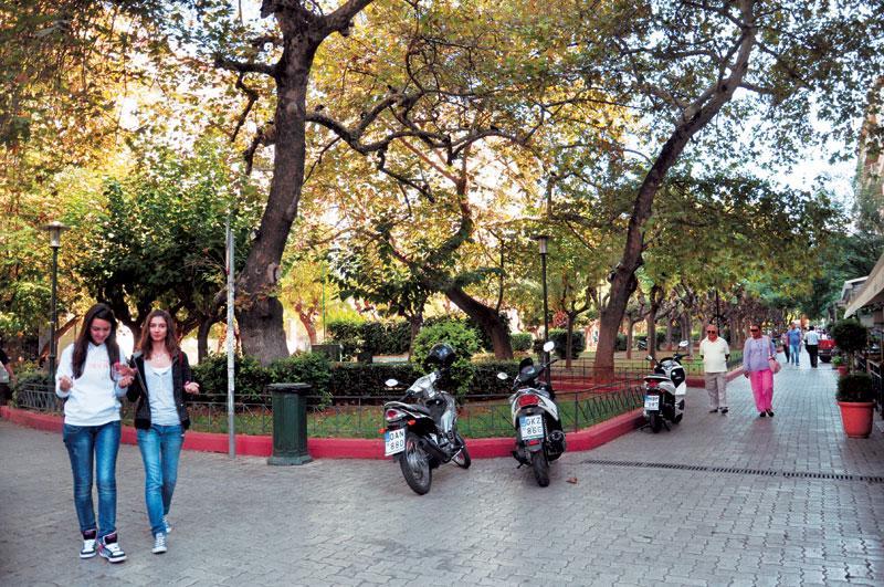 Menta Errathens Apartment - Athens Center, 5 Bd, 2 Bath Luaran gambar