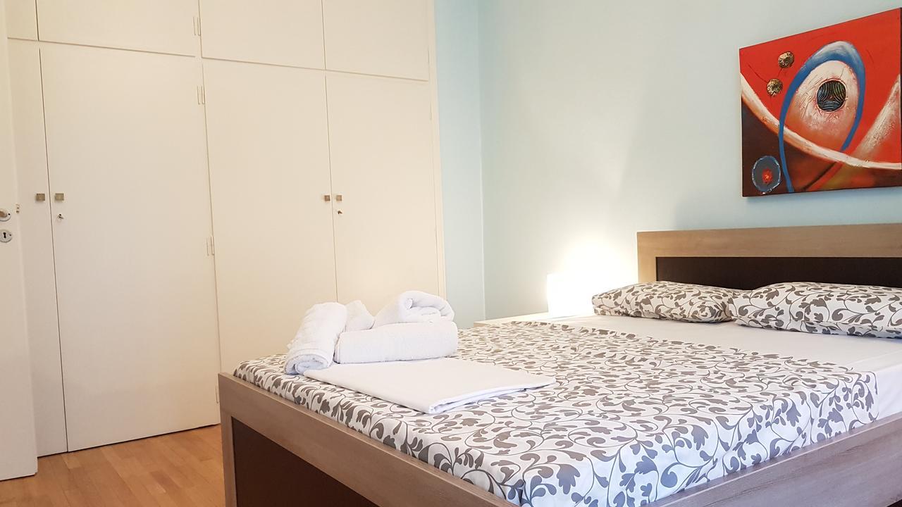 Menta Errathens Apartment - Athens Center, 5 Bd, 2 Bath Luaran gambar