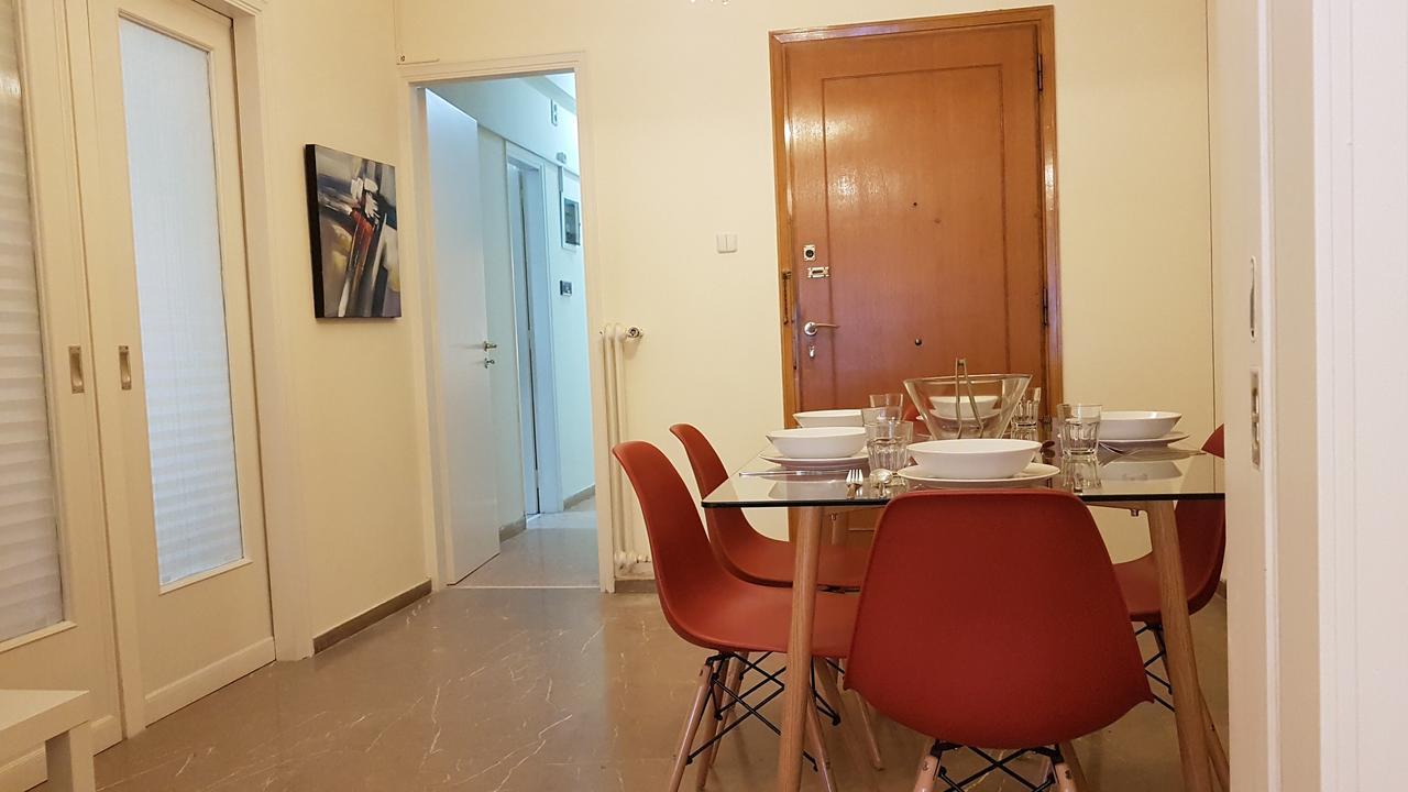 Menta Errathens Apartment - Athens Center, 5 Bd, 2 Bath Luaran gambar